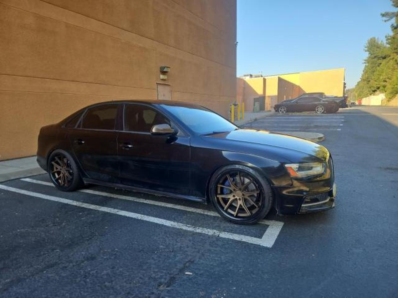 2013 Audi RS4 VIN WAUBGAFL8DA060844