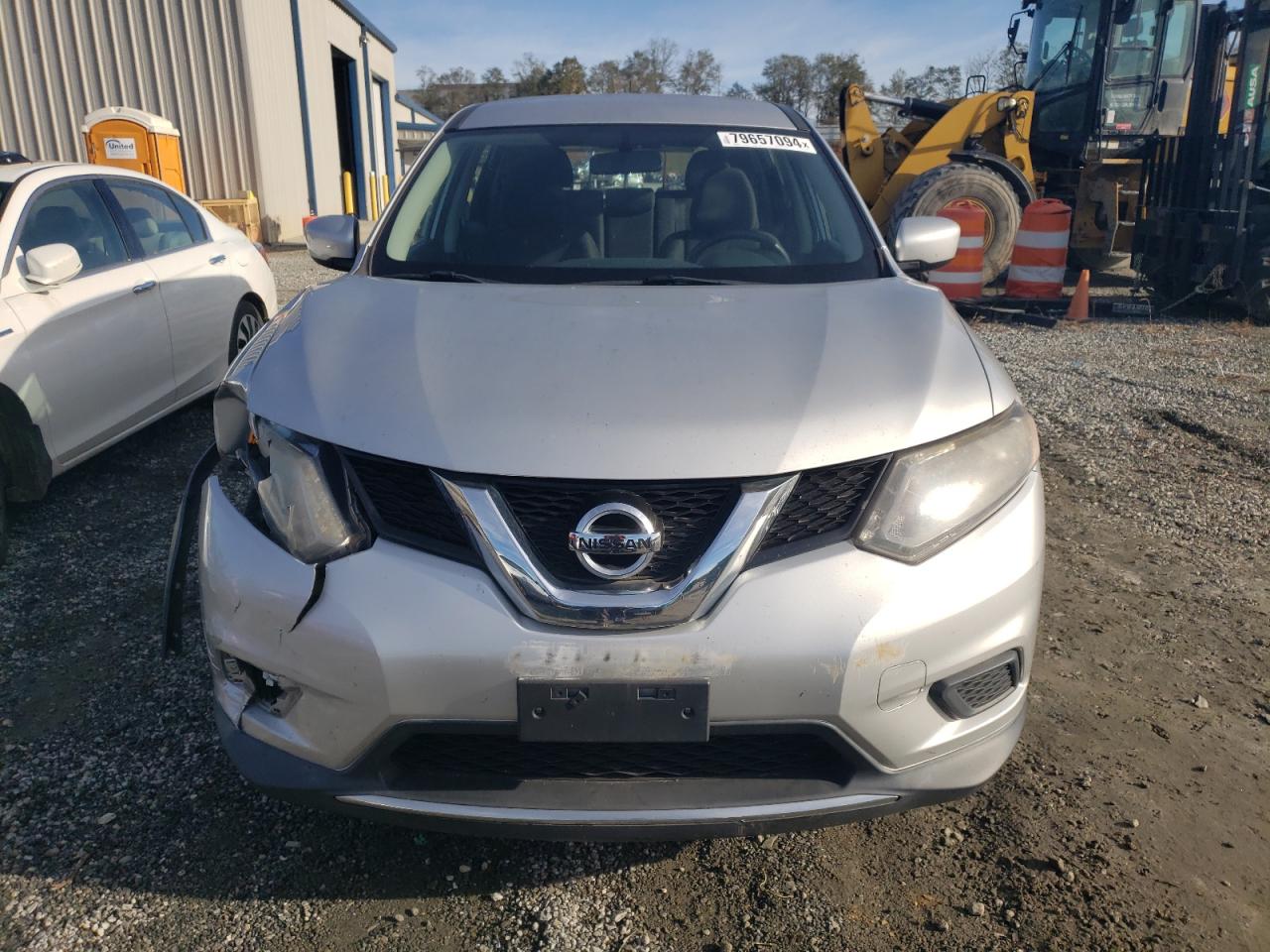 2016 Nissan Rogue VIN KNMAT2MV4GP670990 Copart auction photo, front end / side damage thumbnail 5