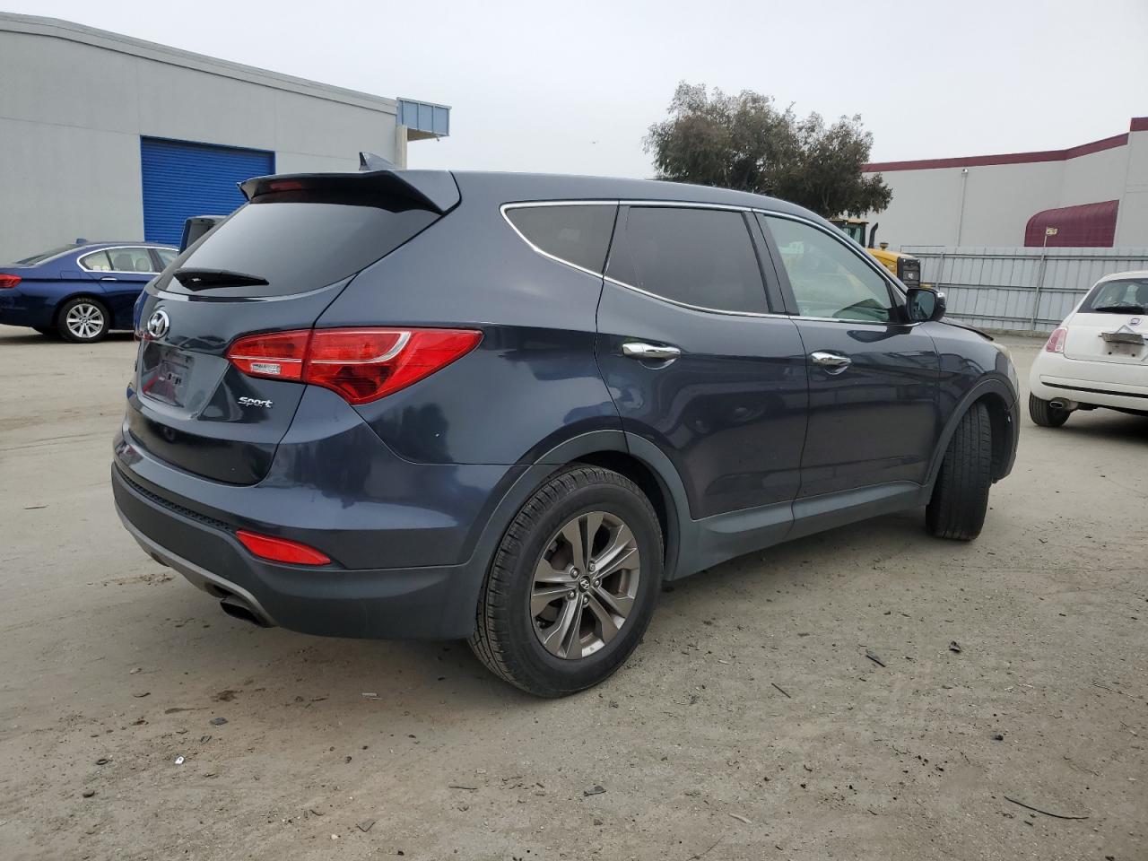 2013 Hyundai Santa Fe VIN 5XYZU3LB1DG109917 Copart auction photo, burn - engine damage thumbnail 3