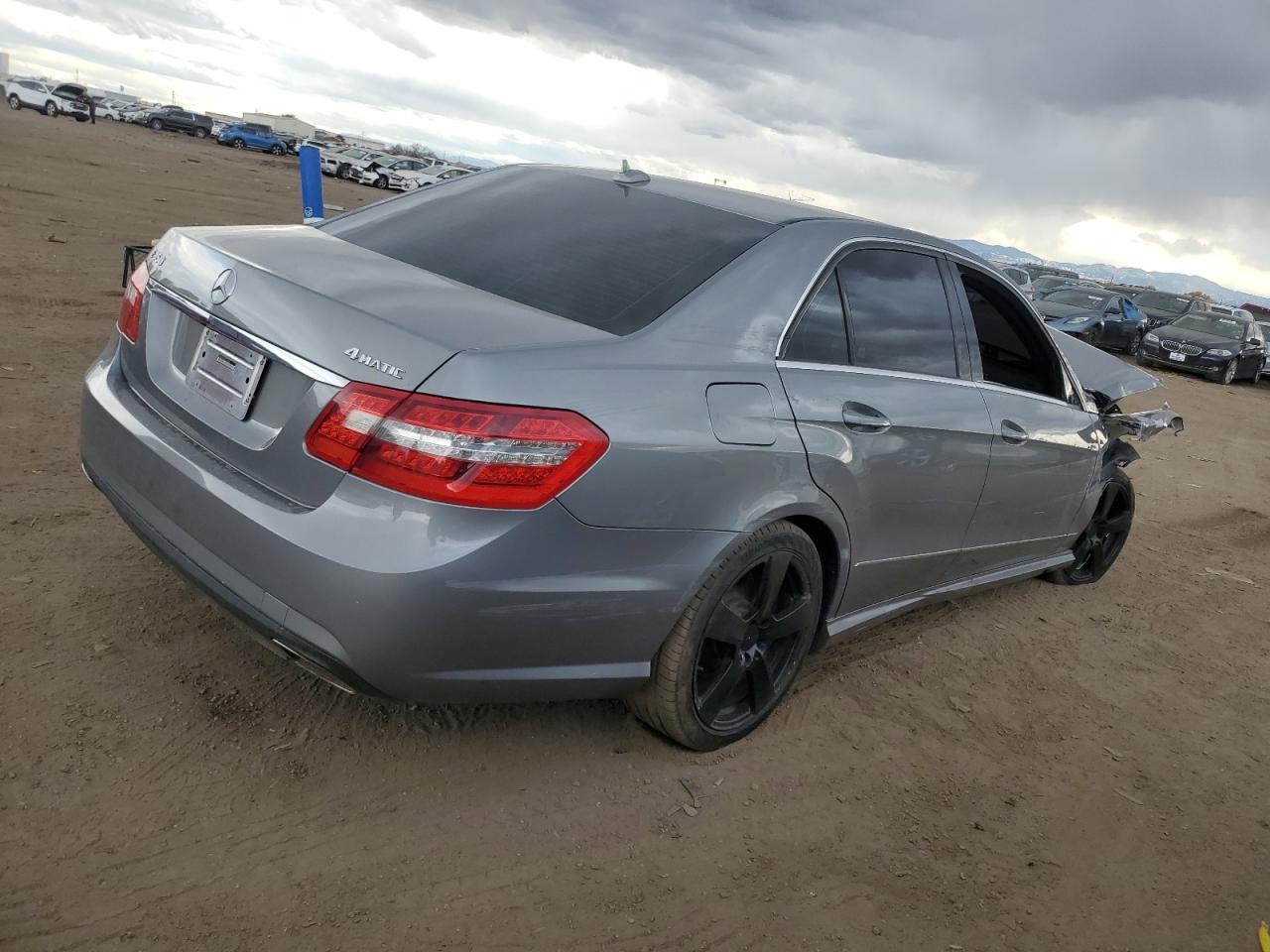 2011 Mercedes-Benz E-klasse VIN WDDHF8HB2BA316668 Copart auction photo, rollover damage thumbnail 3
