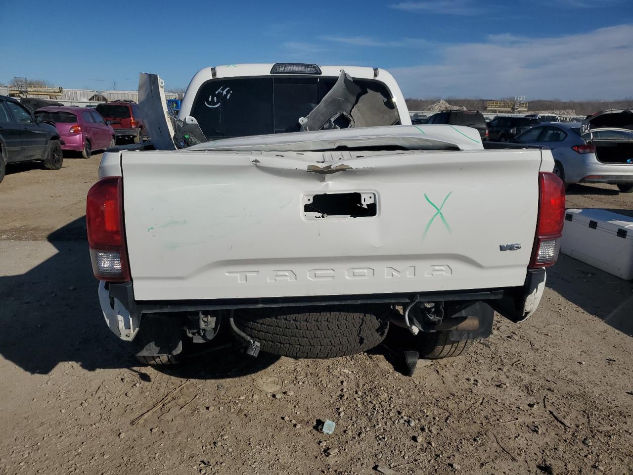 2018 Toyota Tacoma VIN 3TMCZ5AN3JM148653 Copart auction photo, front end / rear end damage thumbnail 6