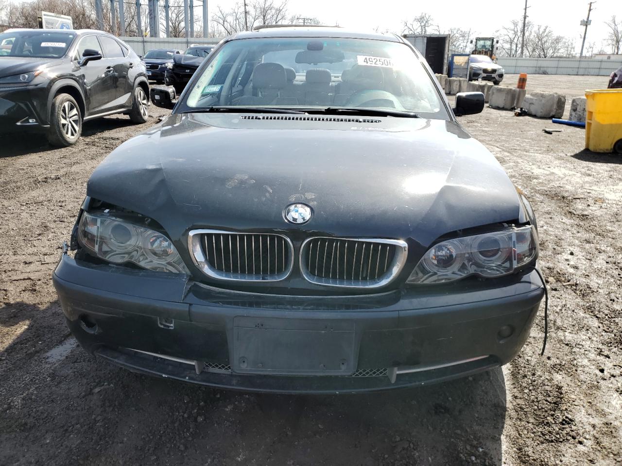 2003 BMW 3er VIN WBAEV53463KM27854 Copart auction photo, front end / side damage thumbnail 5