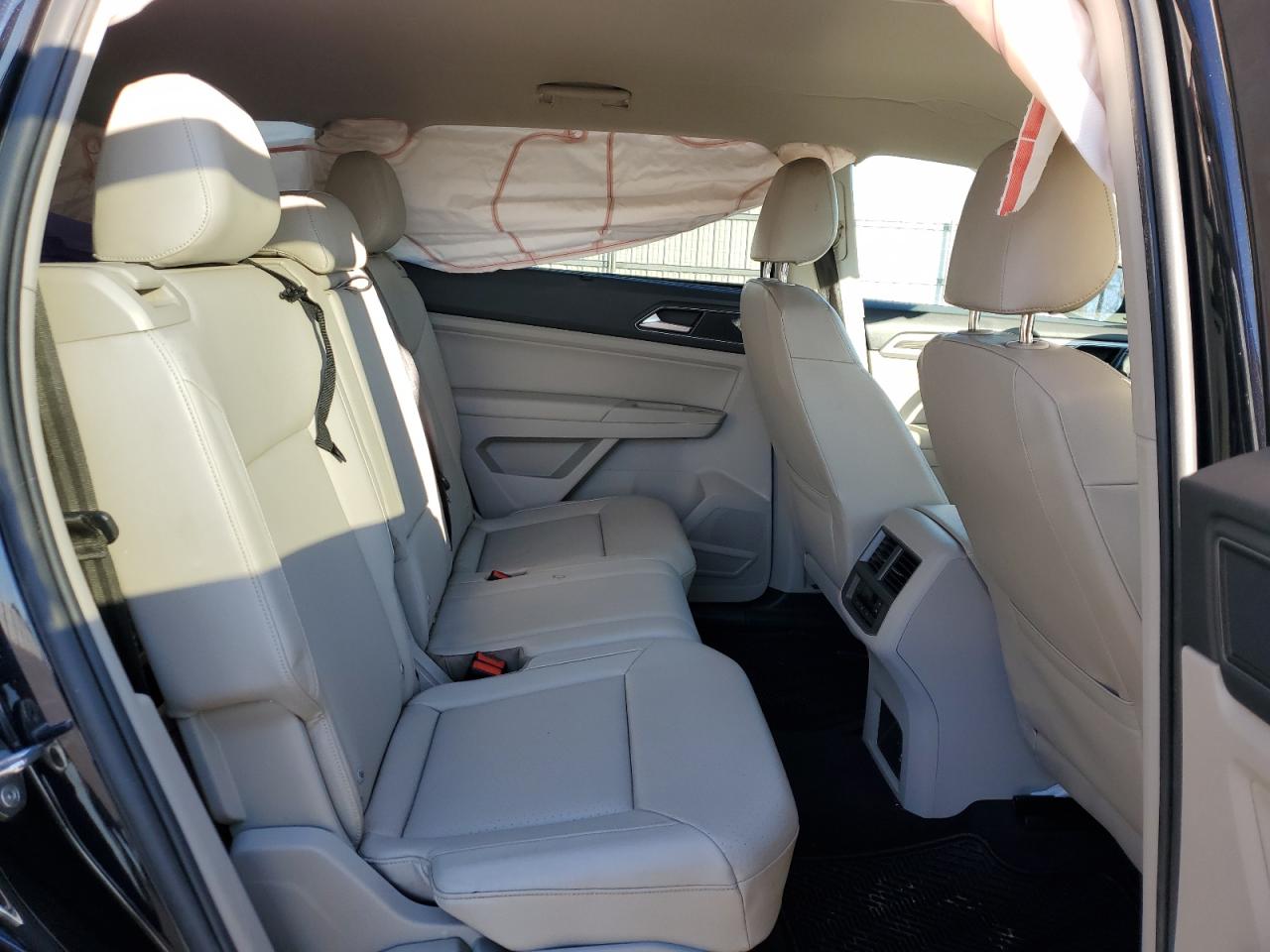 2018 Volkswagen Atlas VIN 1V2PR2CAXJC547019 Copart auction photo, side damage thumbnail 11