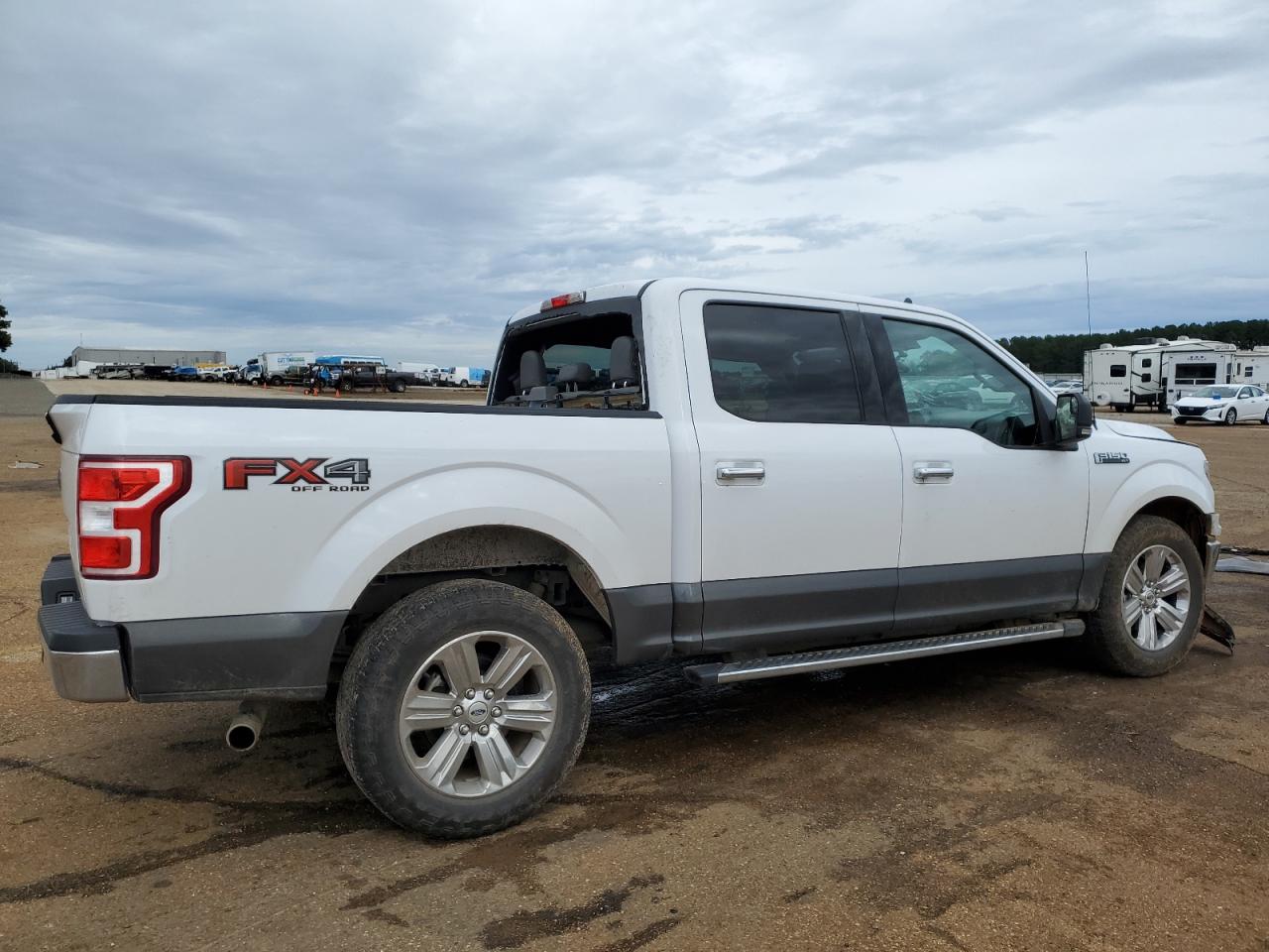 2019 Ford F-150 VIN 1FTEW1E51KKC07437 Copart auction photo, front end / side damage thumbnail 3
