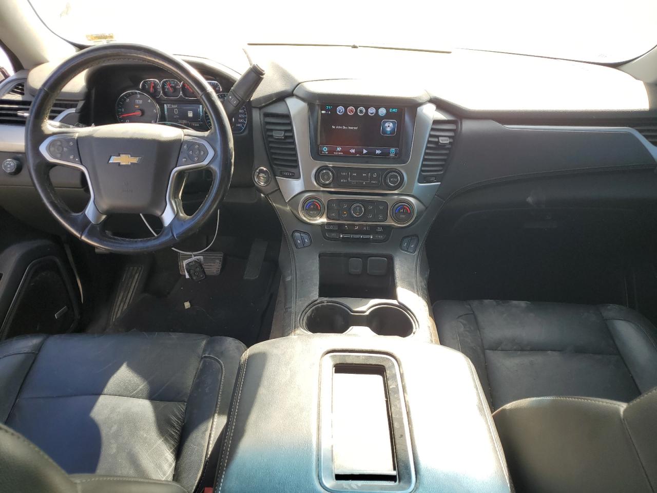 2018 Chevrolet Suburban VIN 1GNSKHKCXJR306166 Copart auction photo, front end / undercarriage damage thumbnail 8
