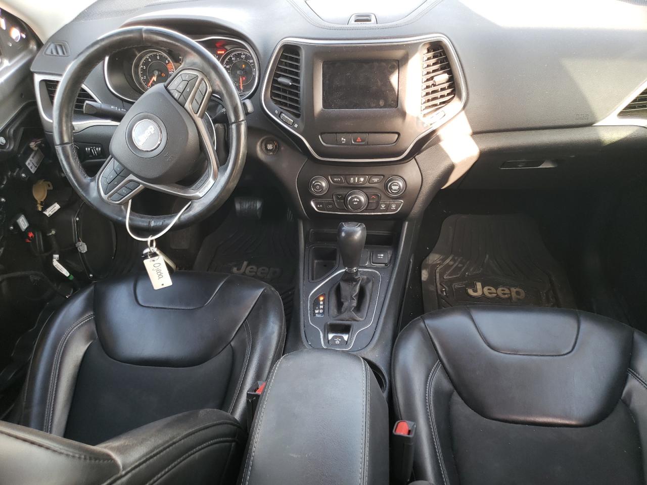 2019 Jeep Grand Cherokee VIN 1C4PJLLB1KD301057 Copart auction photo, front end / side damage thumbnail 8