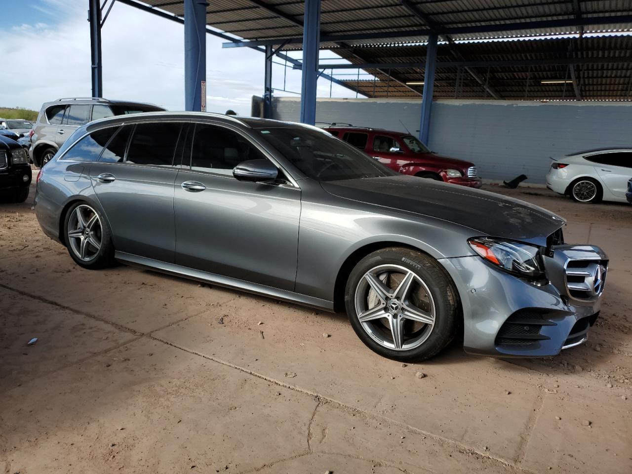 2019 Mercedes-Benz E-klasse VIN WDDZH6JB3KA561931 Copart auction photo, front end / side damage thumbnail 4