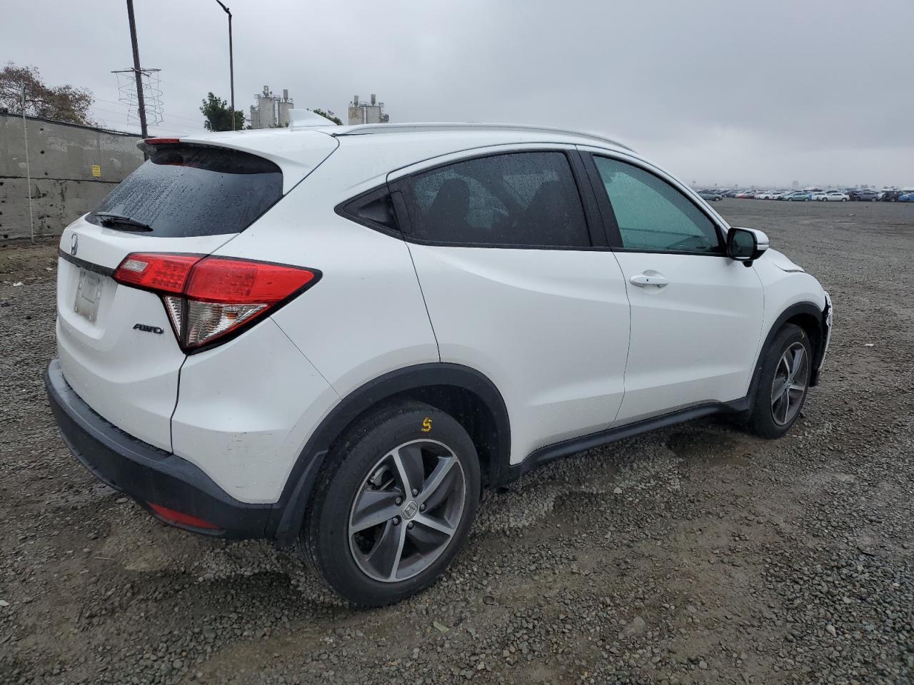 2022 Honda HR-V VIN 3CZRU6H51NM712238 Copart auction photo, front end / minor dent/scratches damage thumbnail 3
