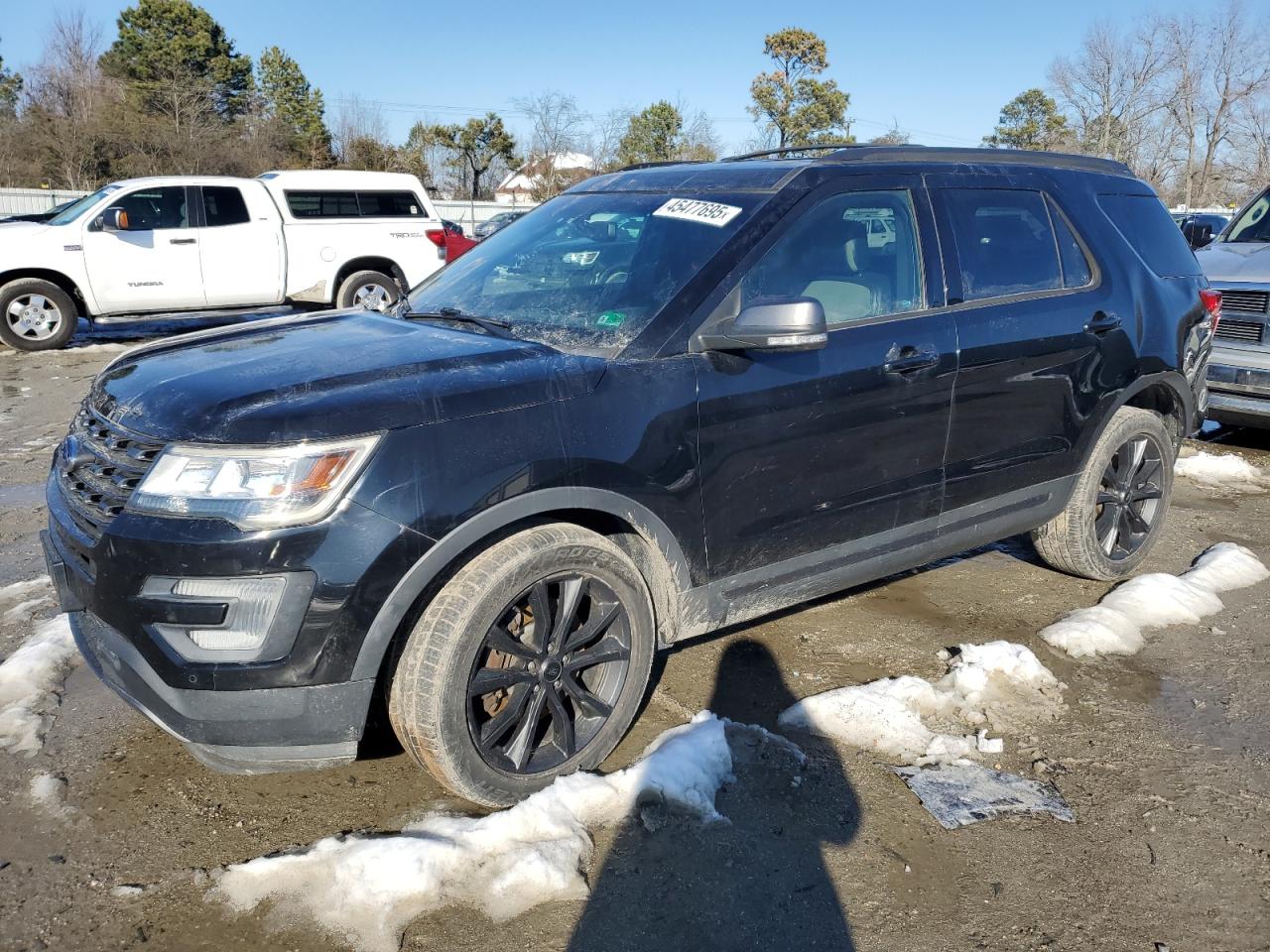 2017 Ford Explorer VIN 1FM5K8DH1HGD33627