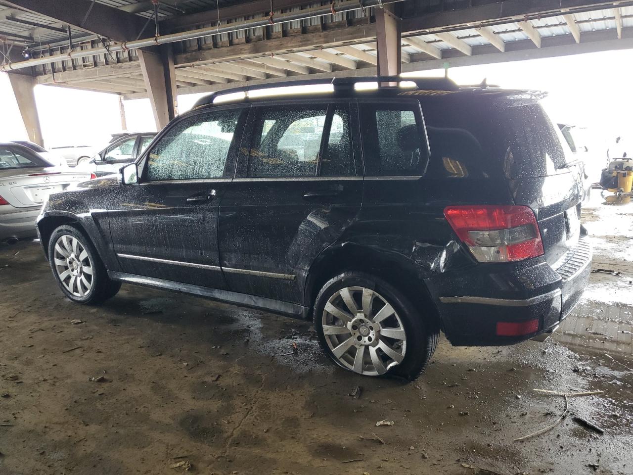 2012 Mercedes-Benz GLK-klasse VIN WDCGG8HB5CF889727 Copart auction photo, all over damage thumbnail 2