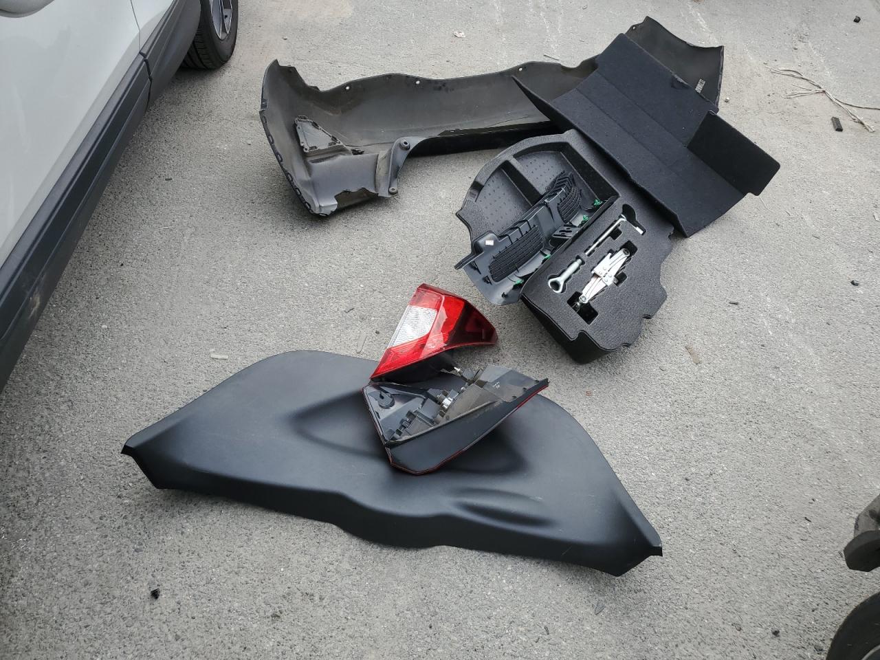 2016 Honda Fit VIN JHMGK5H73GX028267 Copart auction photo, rear end damage thumbnail 12