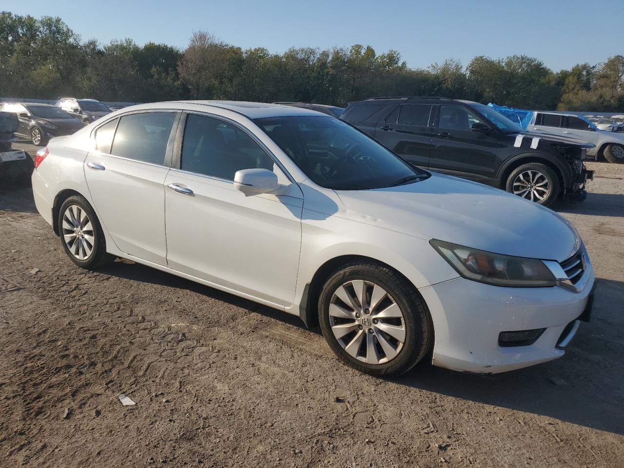 2015 Honda Accord VIN 1HGCR2F85FA015545 Copart auction photo, hail / minor dent/scratches damage thumbnail 4