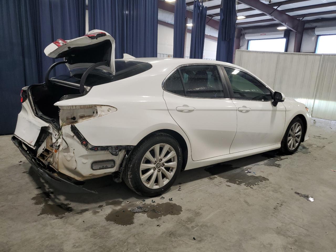 2019 Toyota Camry VIN 4T1B11HK3KU228860 Copart auction photo, rear end damage thumbnail 3