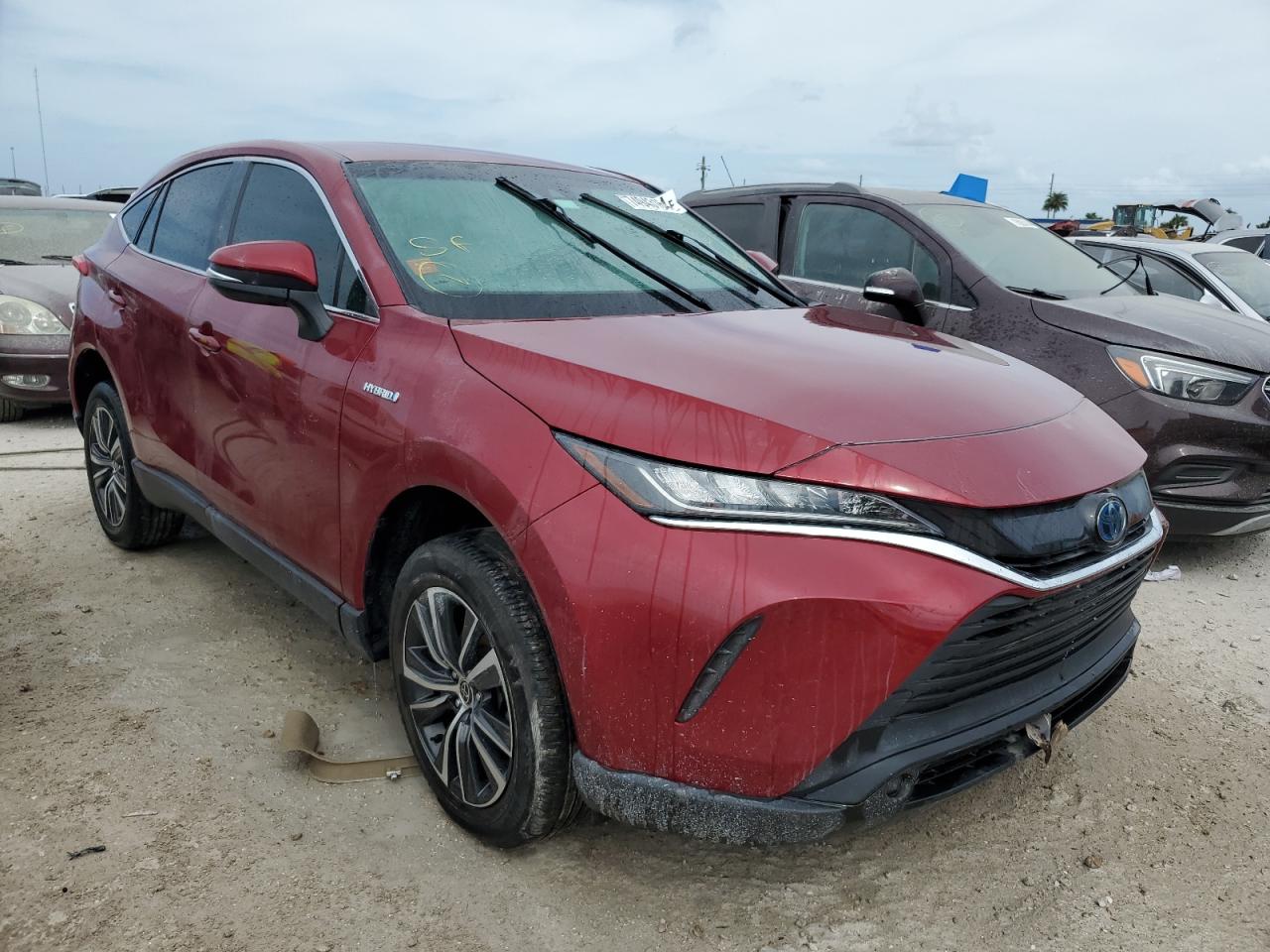2021 Toyota Venza VIN JTEAAAAH1MJ077449 Copart auction photo, water/flood damage thumbnail 4