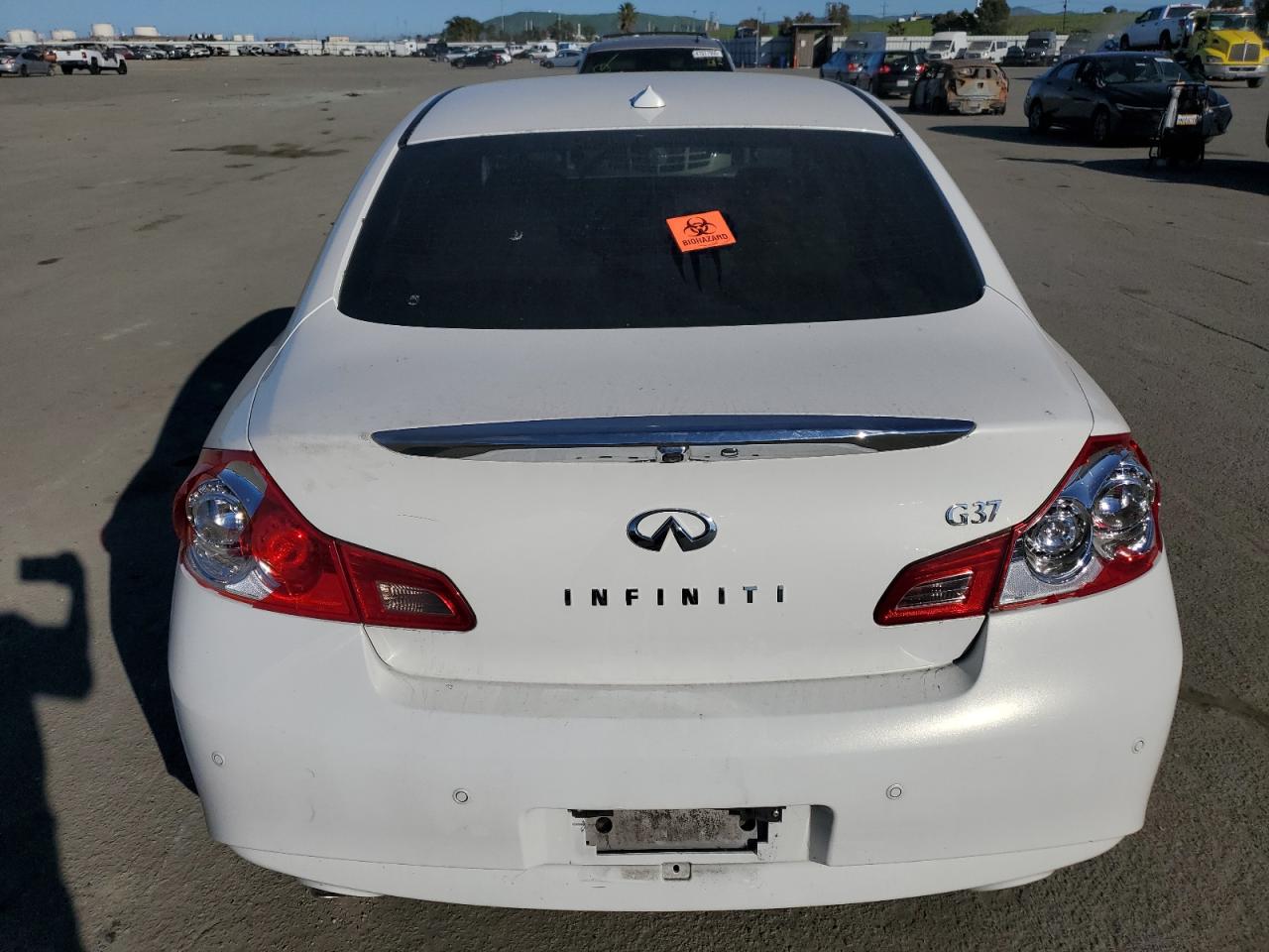 2013 Infiniti G VIN JN1CV6AP0DM710451 Copart auction photo, stripped / vandalism damage thumbnail 6