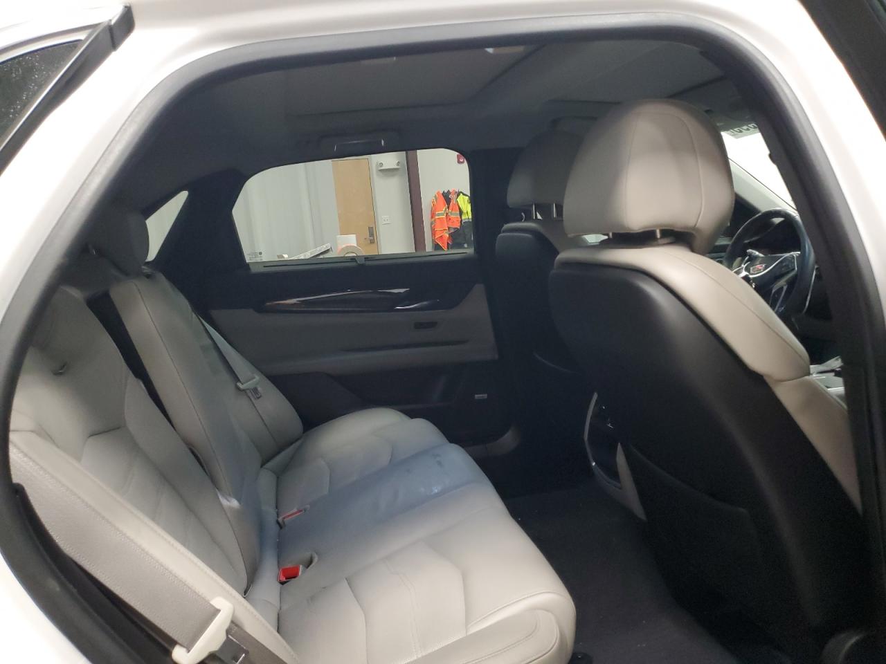 2016 Cadillac CT6 VIN 1G6KD5RS1GU159145 Copart auction photo, rear end damage thumbnail 10