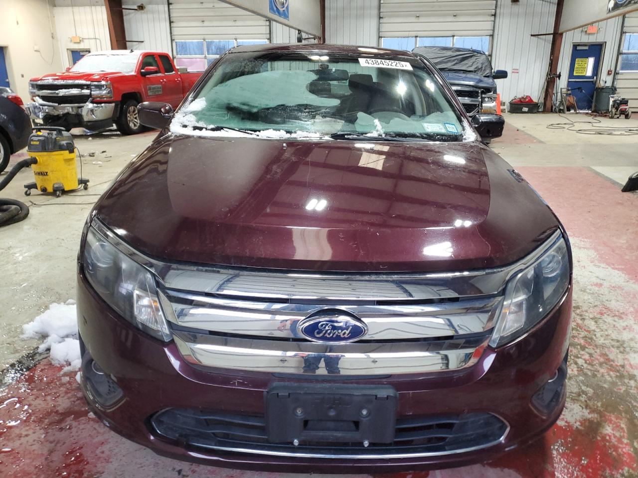 2011 Ford Fusion VIN 3FAHP0HA7BR333803 Copart auction photo, side damage thumbnail 5