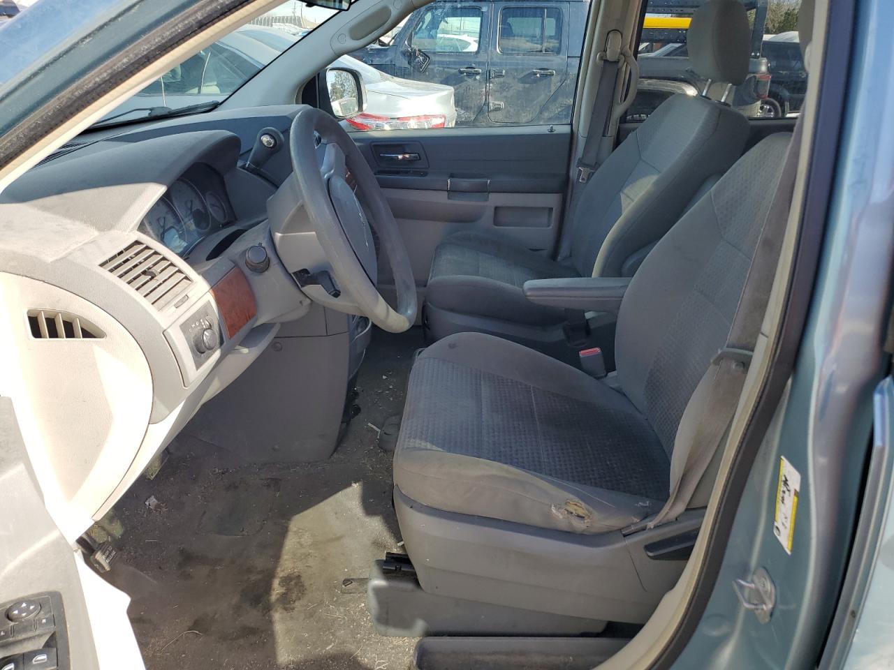 2009 Chrysler Town & Country VIN 2A8HR44E49R526729 Copart auction photo, front end damage thumbnail 7