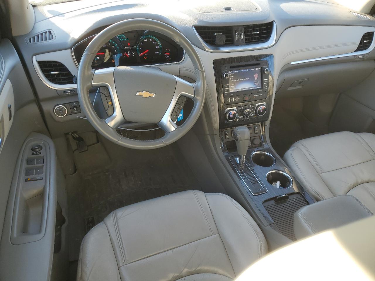 2015 Chevrolet Traverse VIN 1GNKRHKD7FJ292138 Copart auction photo, front end / side damage thumbnail 8
