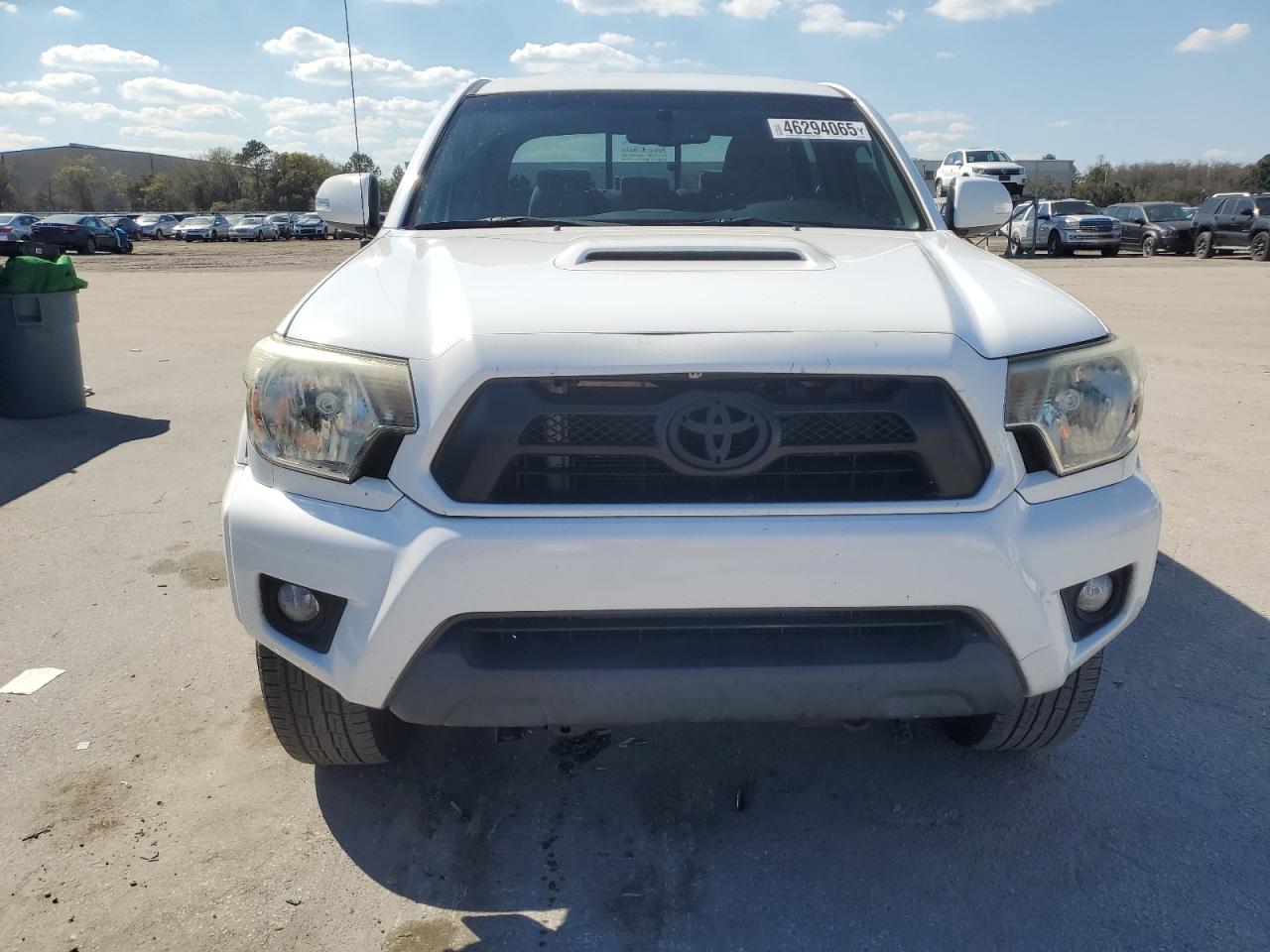 2013 Toyota Tacoma VIN 5TFJU4GN7DX033690 Copart auction photo, rear end / minor dent/scratches damage thumbnail 5