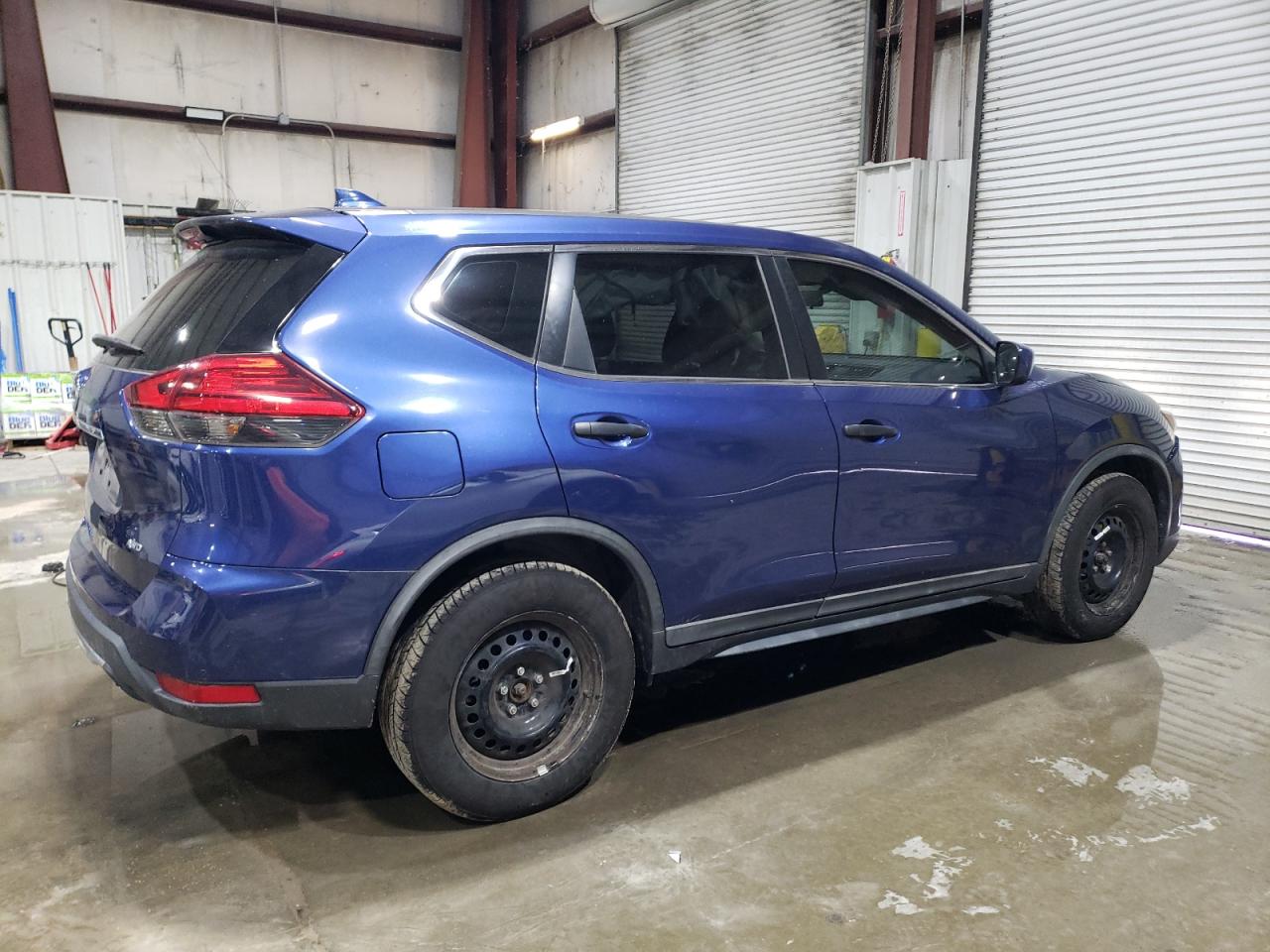 2017 Nissan Rogue VIN KNMAT2MV8HP560770 Copart auction photo, front end / hail damage thumbnail 3