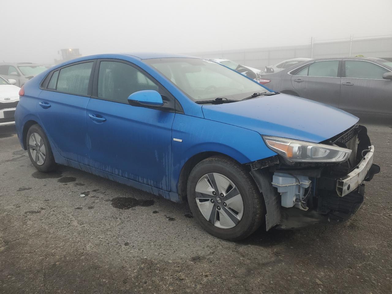 2018 Hyundai IONIQ VIN KMHC65LCXJU063675 Copart auction photo, front end damage thumbnail 4