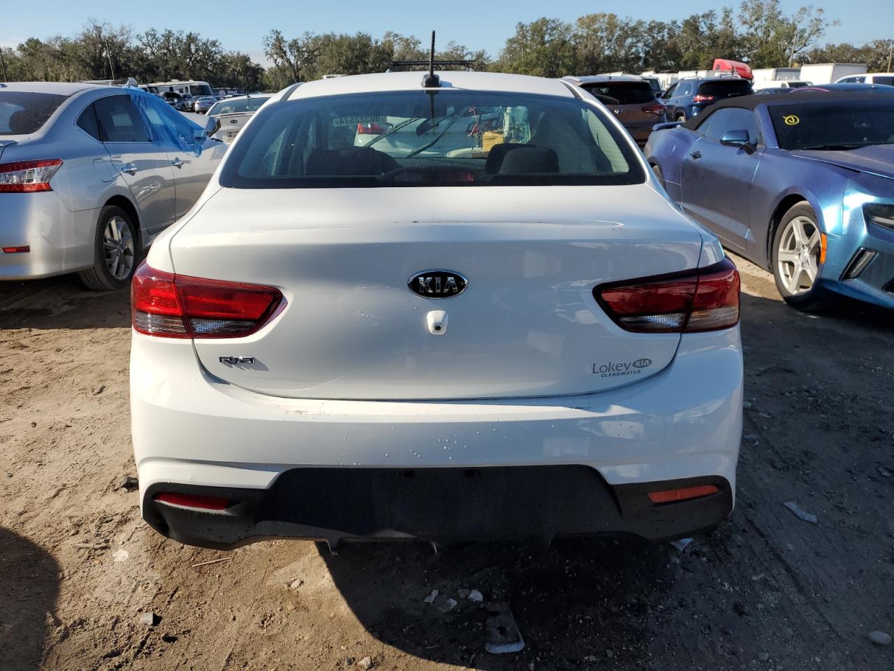 2020 KIA Rio VIN 3KPA24AD6LE297813 Copart auction photo, front end / side damage thumbnail 6