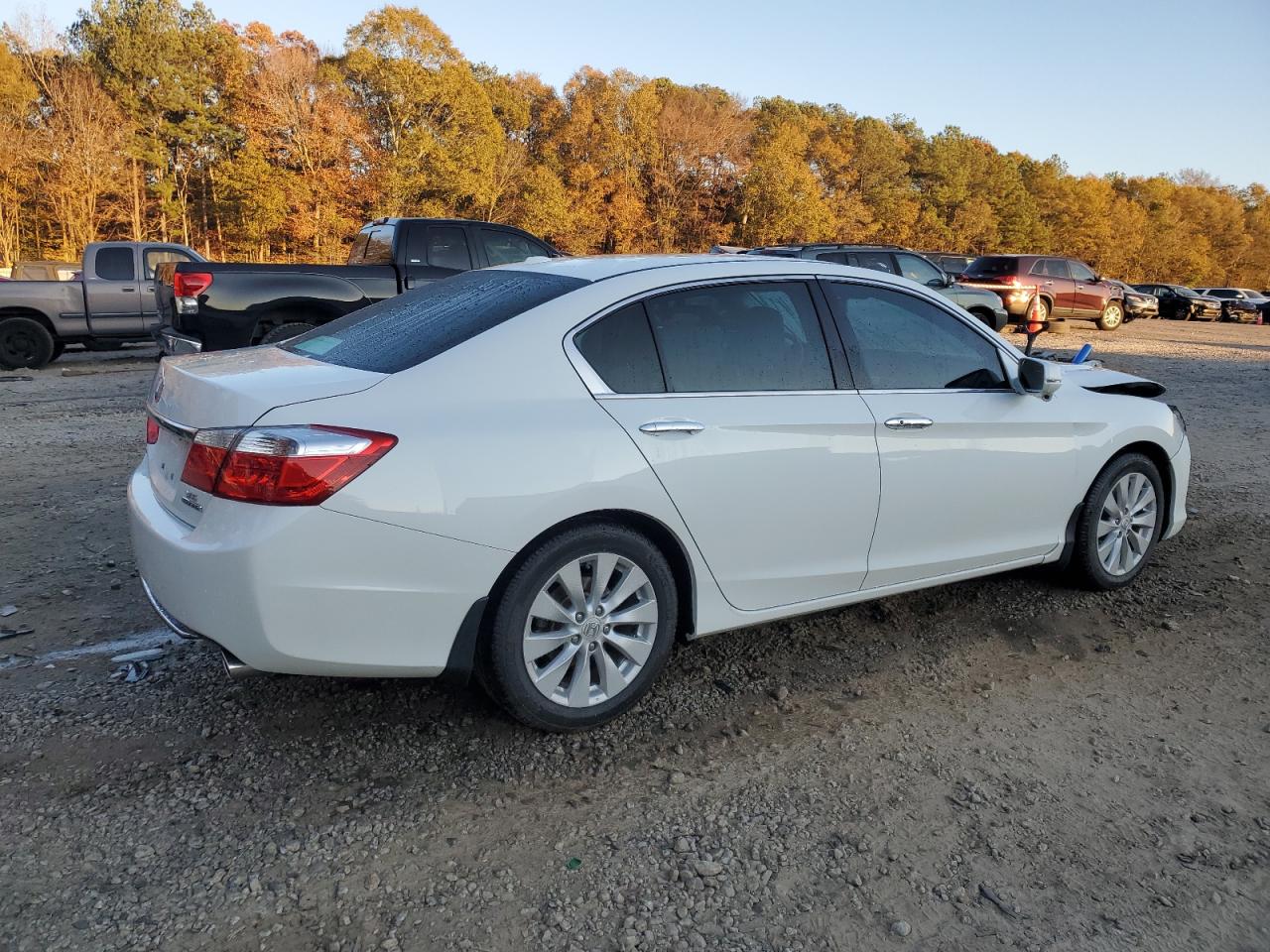 2013 Honda Accord VIN 1HGCR3F96DA044600 Copart auction photo, front end damage thumbnail 3