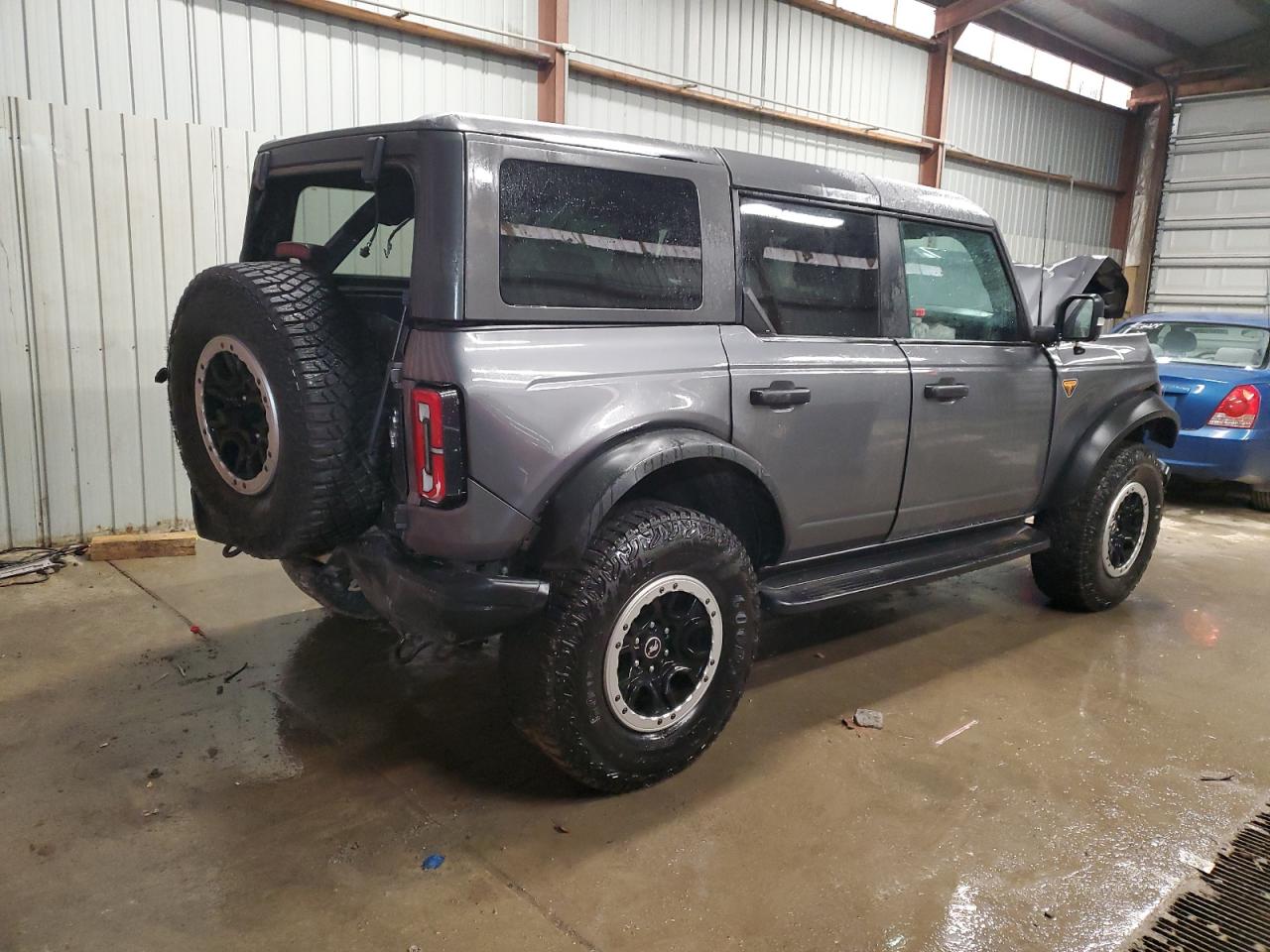 2023 Ford Bronco VIN 1FMEE5DP7PLB18336 Copart auction photo, front end damage thumbnail 3