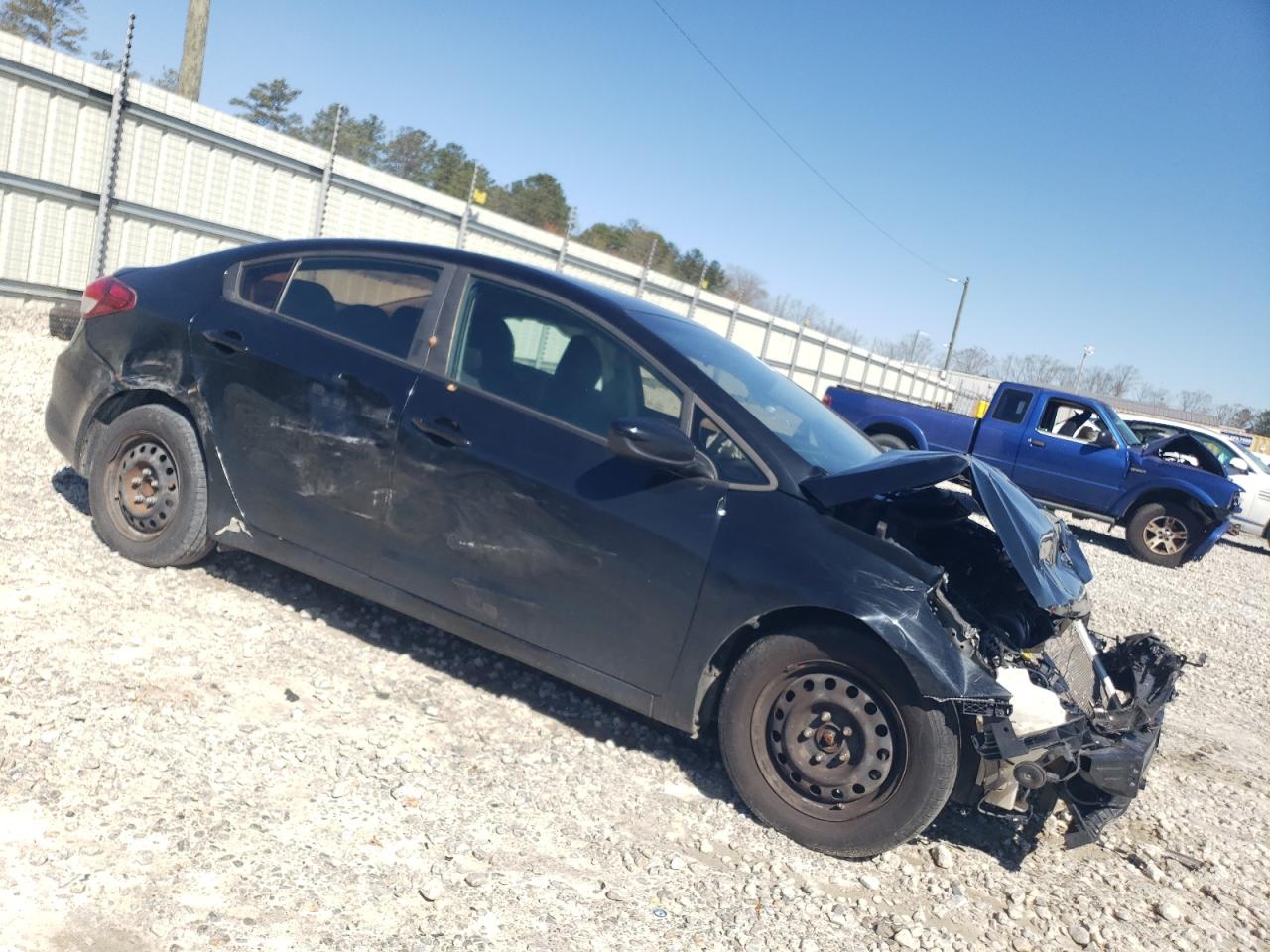 2018 KIA Forte VIN 3KPFK4A7XJE227101 Copart auction photo, front end / side damage thumbnail 4
