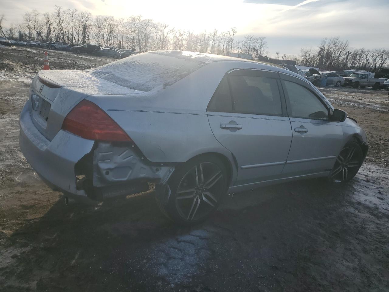 2007 Honda Accord VIN 1HGCM568X7A114914 Copart auction photo, front end damage thumbnail 3