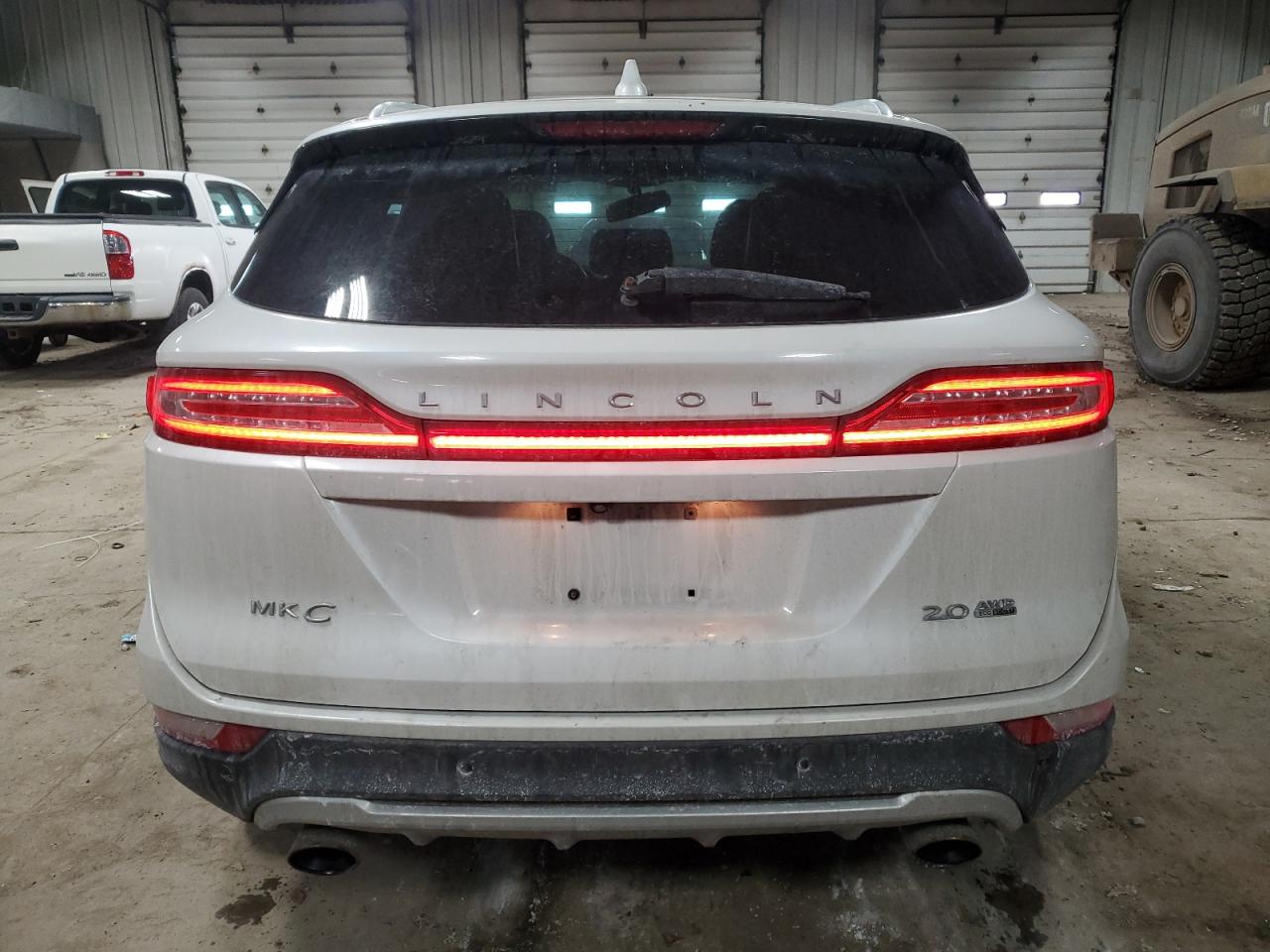 2015 Lincoln MKZ VIN 5LMCJ2A93FUJ05872 Copart auction photo, front end / side damage thumbnail 6