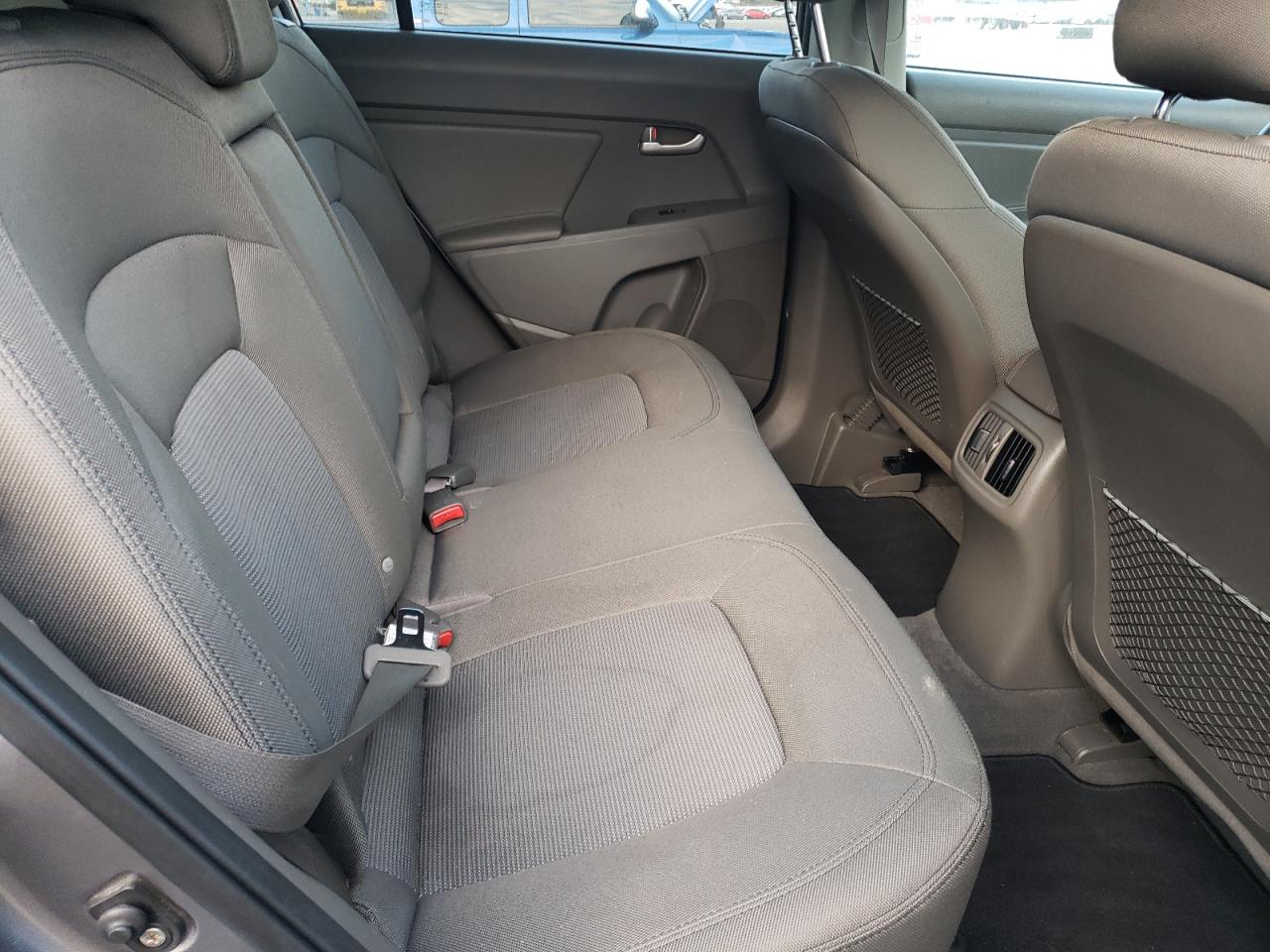 2016 KIA Sportage VIN KNDPB3ACXG7880726 Copart auction photo, side / rear end damage thumbnail 11