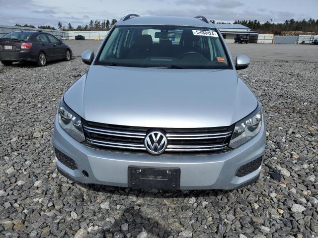 2016 Volkswagen Tiguan VIN WVGBV7AXXGW594369 Copart auction photo, normal wear damage thumbnail 5