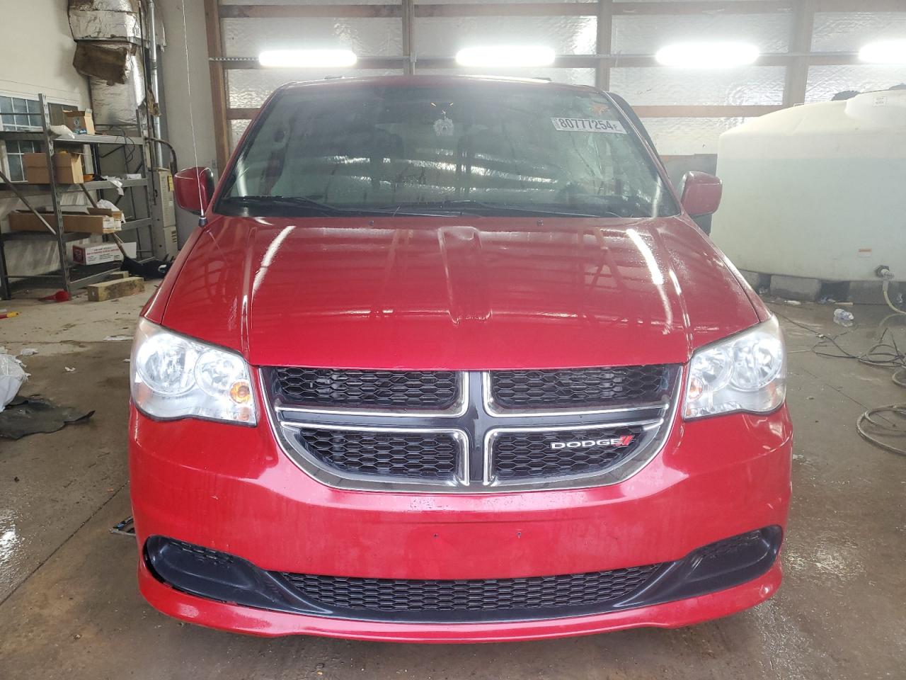 2014 Dodge Caravan VIN 2C4RDGCG8ER356450 Copart auction photo, side / front end damage thumbnail 5