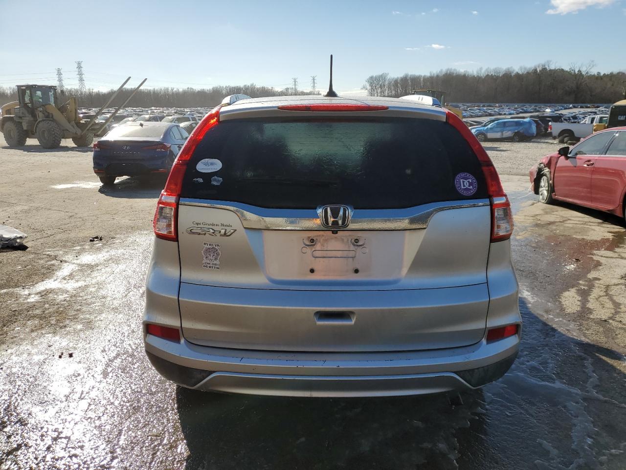 2015 Honda CR-V VIN 2HKRM3H75FH504778 Copart auction photo, front end damage thumbnail 6