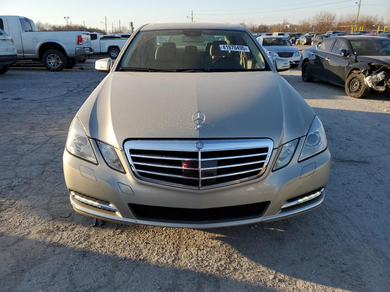 2011 Mercedes-Benz E-klasse VIN WDDHF8HB3BA462724 Copart auction photo, side / minor dent/scratches damage thumbnail 5