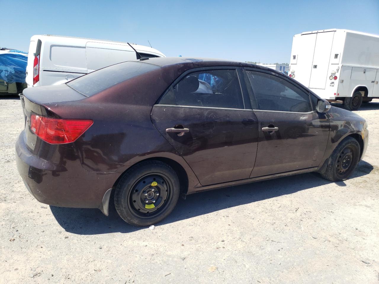 2010 KIA Forte VIN KNAFU4A22A5101161 Copart auction photo, side / minor dent/scratches damage thumbnail 3
