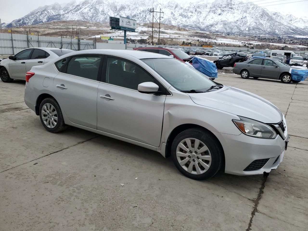 2017 Nissan Sentra VIN 3N1AB7AP9HY327794 Copart auction photo, front end damage thumbnail 4