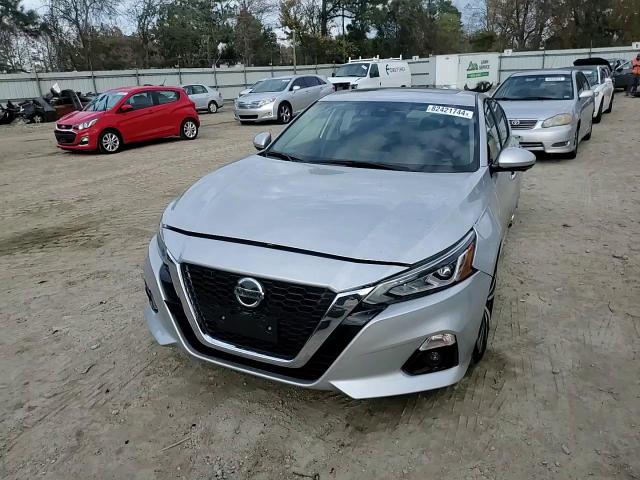 2020 Nissan Altima VIN 1N4BL4FW7LC124973 Copart auction photo, side / rear end damage thumbnail 11