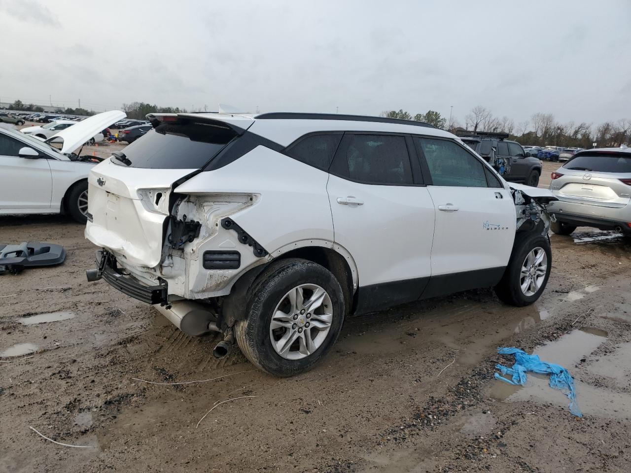 2020 Chevrolet Blazer VIN 3GNKBCRS4LS558253 Copart auction photo, side / rear end damage thumbnail 3