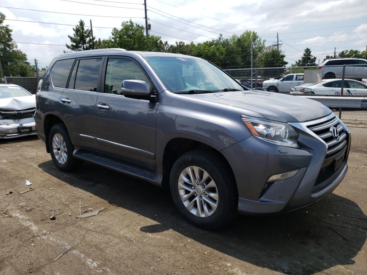 2016 Lexus GX VIN JTJBM7FX3G5139477 Copart auction photo, minor dent/scratches damage thumbnail 4