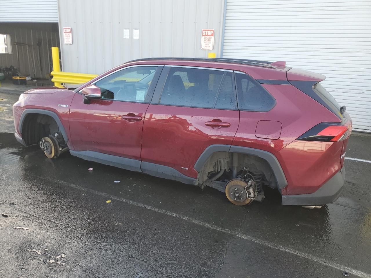 2020 Toyota RAV 4 VIN 4T3RWRFV9LU004593 Copart auction photo, stripped damage thumbnail 2