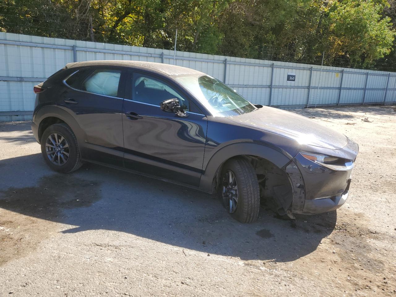 2020 Mazda CX-30 VIN 3MVDMABL5LM102039 Copart auction photo, front end / minor dent/scratches damage thumbnail 4