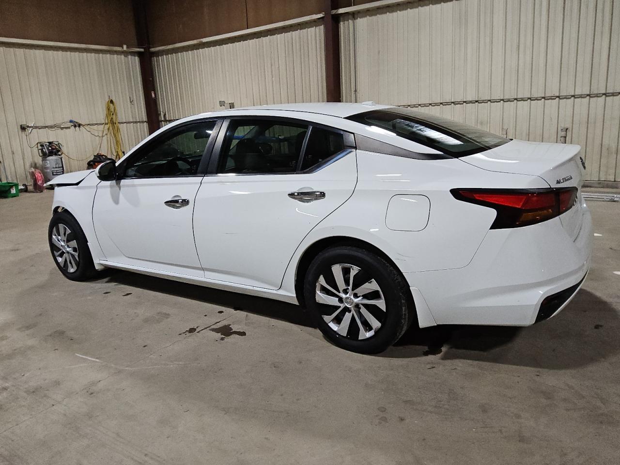 2019 Nissan Altima VIN 1N4BL4BV8KC126095 Copart auction photo, front end damage thumbnail 2