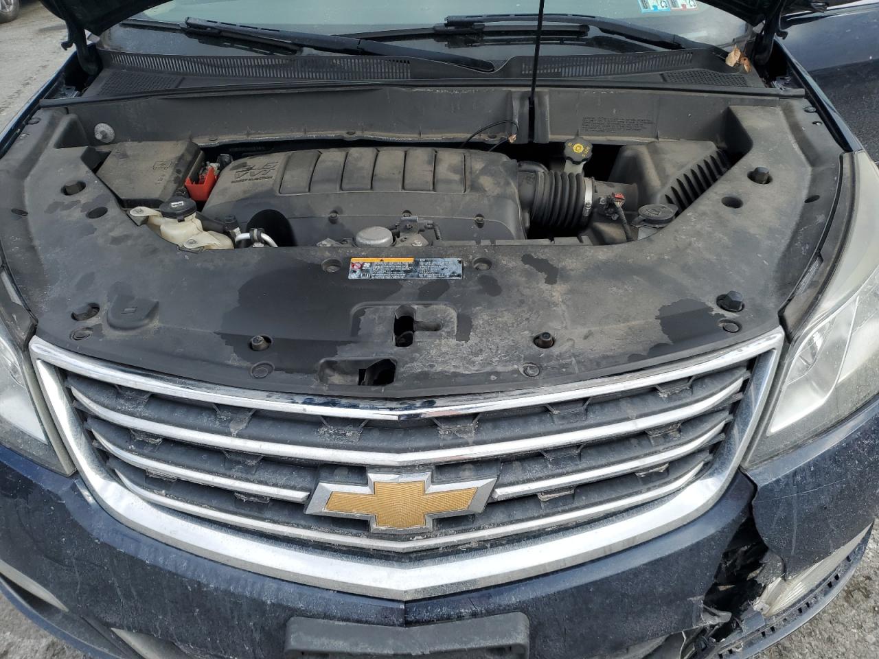 2017 Chevrolet Traverse VIN 1GNKVGKD1HJ187541 Copart auction photo, side / front end damage thumbnail 12