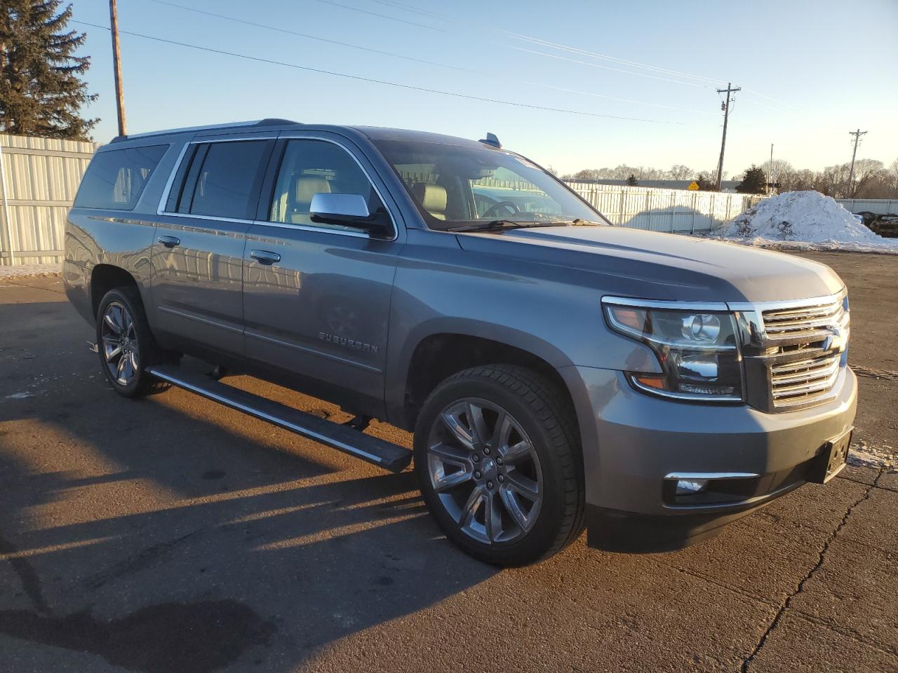 2019 Chevrolet Suburban VIN 1GNSKJKC5KR234298 Copart auction photo, rear end / mechanical damage thumbnail 4