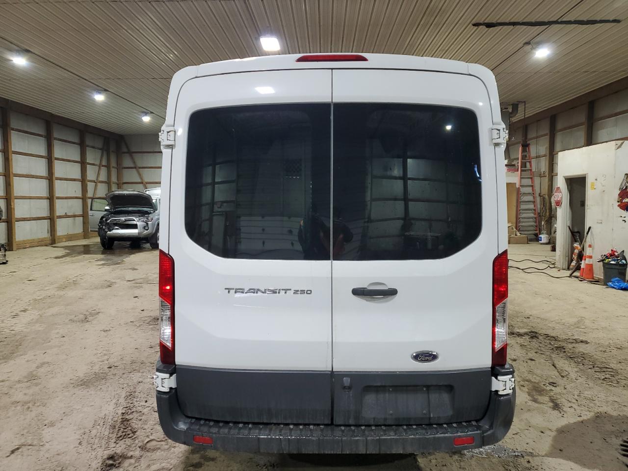 2017 Ford Transit VIN 1FTYR1CM9HKA67452 Copart auction photo, front end damage thumbnail 6