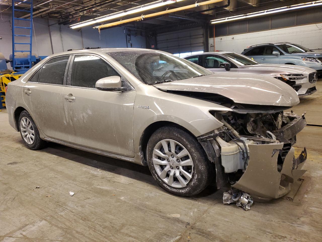2013 Toyota Camry VIN 4T1BD1FK4DU065567 Copart auction photo, front end / rear end damage thumbnail 4