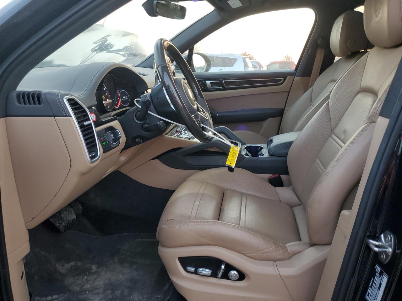 2019 Porsche Cayenne VIN WP1AE2AY7KDA50507 Copart auction photo, front end / minor dent/scratches damage thumbnail 7